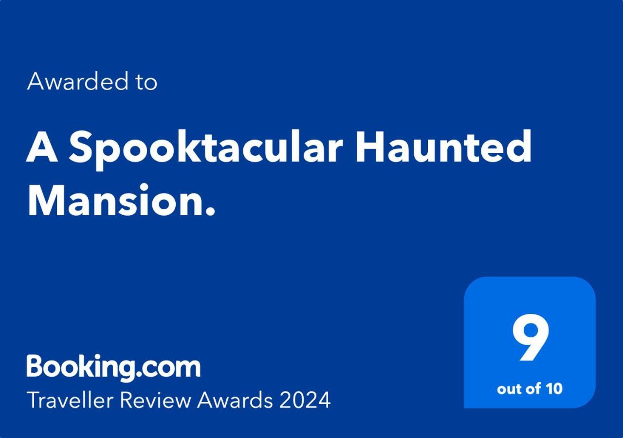 キシミーA Spooktacular Haunted Mansion.アパートメント エクステリア 写真